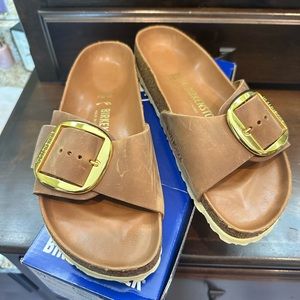 Madrid big buckle Birkenstock size 39 in Cognac